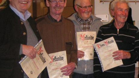 Unter anderem wurden Bernd Rupp, Peter Hutter, Werner Preißler und Rudolf Golling (von links) ausgezeichnet.