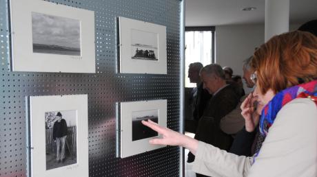 40 Schwarz-Weiß-Fotografien von Wolfgang und Walter Voigt sind in der Ausstellung „Das Donaumoos in Bildern“ im Ehekirchener Rathaus zu sehen. 