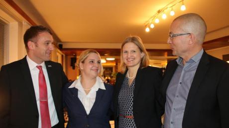 André Poggenburg, Christina Wilhelm, Katrin Ebner-Steiner und Hans-Jörg Müller (von links) traten bei einer Veranstaltung der AfD im Café Huber auf. 