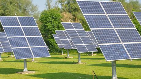Einen Solarpark will die Firma Anumar bei Kienberg im Markt Rennertshofen errichten.