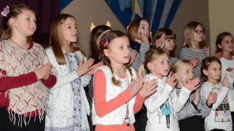 Auch die Kleinen zeigten ihr Können beim Konzert der Chöre: Der Kinderchor beider evangelischer Gemeinden brachte erfrischende Stücke vor. 