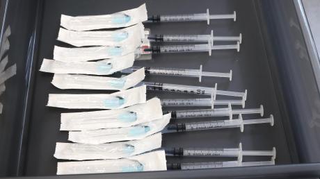 Um das Impftempo anzukurbeln, sind in Emersacker mehrere Sondertermine zur Impfung geplant. 