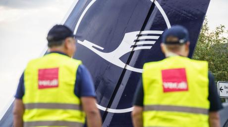 Das Bodenpersonal mehrerer Lufthansa-Gesellschaften tritt am Mittwoch in den Warnstreik.