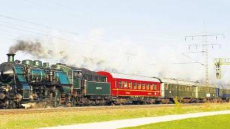 Das Bayerische Eisenbahnmuseum Nördlingen macht im Juni und Juli wieder längere Dampfzugfahrten.  