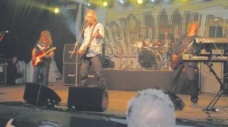 The „Sweet“ in Wechingen. Allerdings ist von der ursprünglichen Besetzung nur noch Gitarrist Andy Scott übrig.  