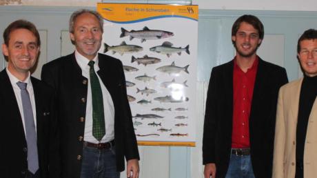 Bei der Herbst-Tagung des Fischerei-Bezirksverbandes von links: Hubert Wagner, Hans-Joachim Weirather, Timo Krohn und Dr. Christoph Mayr.  

