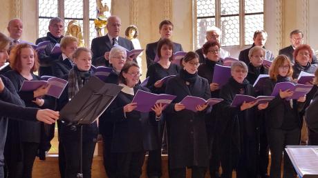 Der Chor in der St.-Jakob-Gemeinde brachte die „Musikalischen Kreuzweg-Meditationen“ dar. 
