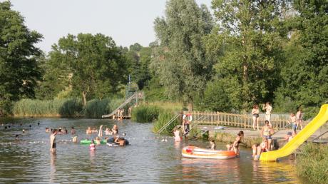 Das Oettinger Freibad an der Wörnitz soll neu gestaltet werden - insbesondere der neue Brückenstandort sorgt bei langjährigen Besuchern für Ärger.