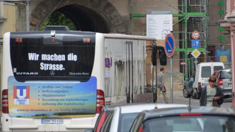 Zusätzlich zum herkömmlichen öffentlichen Nahverkehr, wie etwa den Linienbussen in Nördlingen, soll es im Landkreis Rufbusse geben. Nun startet zunächst das Projekt zunächst in einem Bereich der Region. 