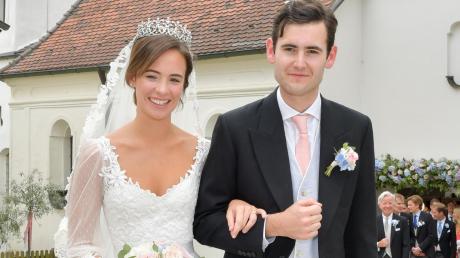 Nora Prinzessin zu Oettingen-Spielberg hat am vergangenen Samstag Lord Max Percy geheiratet. 