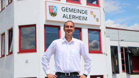 Für die Alerheimer Gemeindeverwaltung konnte Christoph Schmid (SPD) mit seinem Gemeinderat bereits ein neues Zuhause finden, nachdem das alte Rathaus buchstäblich auseinander bröckelte. 