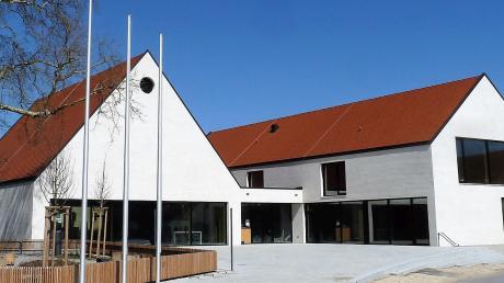 Das neue Bürgerzentrum in Möttingen wird am heutigen Freitag eingeweiht. Das Projekt war nicht unumstritten, 2014 gab es dazu sogar einen Bürgerentscheid. 