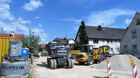 Die momentan größte Baustelle in Möttingen ist der Ausbau der Straße „Im Mitteldorf“.  	
