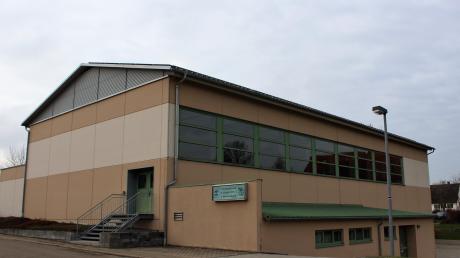 Die Römerhalle in Utzmemmingen ist inzwischen in die Jahre gekommen. In der Finanzplanung ist nun ein Millionenbetrag für die Sanierung vorgesehen. 	