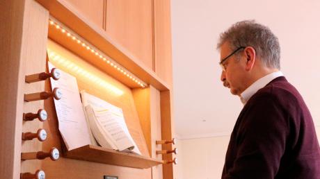 In der Forheimer Kirche Sankt Margarethen ist die neue Orgel eingeweiht worden. Kirchenmusikdirektor Udo Knauer spielte auf ihr. 