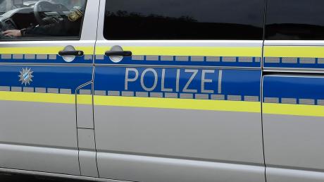 Die Polizei musste am Dienstagabend zu einem schweren Unfall bei Hürnheim ausrücken.