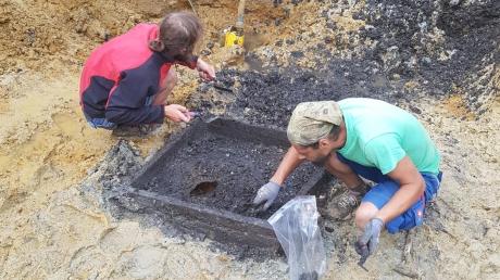 2019 fanden Archäologen auf dem Varta-Gelände Reste eines vorgeschichtlichen Brunnens. Nun sind weitere Funde aufgetaucht.