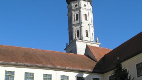 Das Kloster in Mönchsdeggingen soll nach Wunsch der Gemeinde Standort für das Geopark Ries Besucherzentrum werden. 