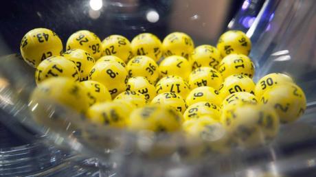 Beim Eurojackpot am Freitag sind mit den richtigen Gewinnzahlen 56 Millionen Euro zu gewinnen.