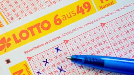 Neun Millionen Euro - diese Summe lag beim Lotto am Samstag im Jackpot. Und ein Spieler aus Bayern hat sie sich geholt. 