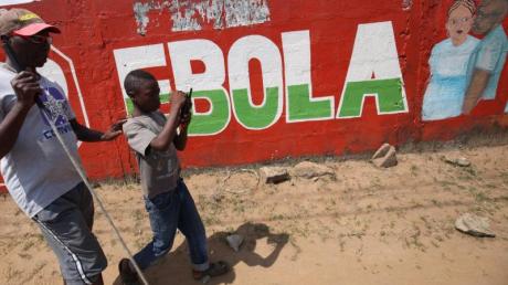 Der Kampf gegen Ebola ist noch nicht vorbei. Im Kongo ist die gefährliche Erkrankung erneut dabei, sich zu verbreiten.
