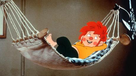 Rote Haare, Sommersprossen und viel Schabernack: Pumuckl gehört zu den beleibtesten Serienhelden. Die Original-Figur von Barbara von Johnson ärgert vor allem Meister Eder.