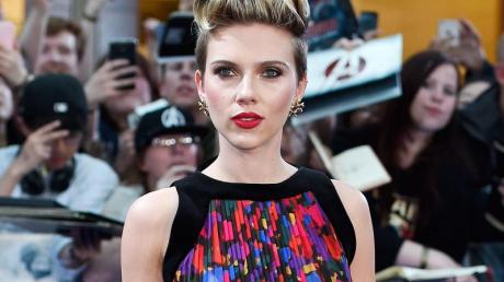 Scarlett Johansson steht auf Popcorn.