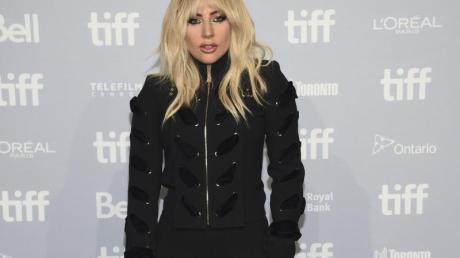 Die US-amerikanische Sängerin Lady Gaga will eine längere Pause einlegen, um sich zu erholen.