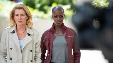 Die Schauspielerinnen Maria Furtwängler (links) und Florence Kasumba ermitteln künftig gemeinsam im Göttinger "Tatort". Ihr erster Fall wird voraussichtlich im Februar ausgestrahlt.
