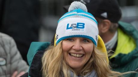 Sandra Kiriasis ist als erfolgreiche Wintersportlerin bekannt - beim Dschungelcamp 2019 lernten die Zuschauer sie abseits von Schnee und Eis kennen.
