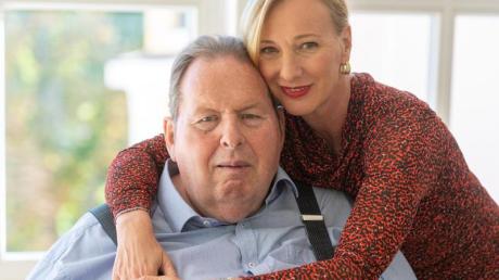Ottfried Fischer und seine Lebensgefährtin Simone Brandlmeier: Der 66-Jährige will noch einmal heiraten.
