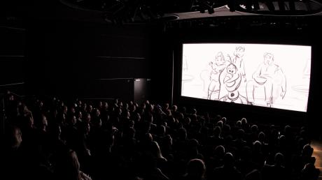 "Wo noch niemand war: Das Making-of von Die Eiskönigin 2" ist auf Disney+ verfügbar. Trailer, Handlung, Schauspieler, Start und Folgen - hier gibt es alle Infos.
