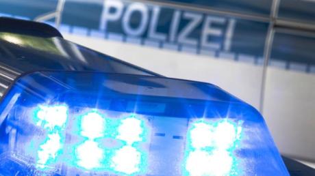 Die Polizei bittet um Hinweise zu einem Steinwurf in Fremdingen.