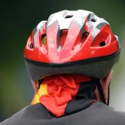 Sein Fahrradhelm hat einen 14 Jahre alten Radfahrer bei einem Unfall nahe Bellenberg geschützt.