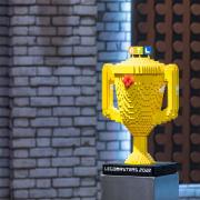 "Lego Masters - Winterchampion": Bei uns  gibt es alle Infos über Start, Sendetermine und Sendezeit.
Unser Bild zeigt den Pokal, der das Siegerteam der "Lego Masters 2022" nach Haus begleitet hat.