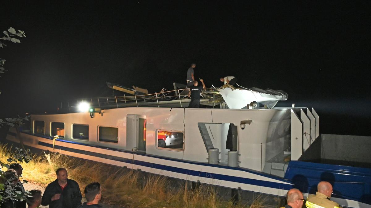 #Unfälle: Schiff kollidiert mit Brücke: Wesel-Datteln-Kanal gesperrt