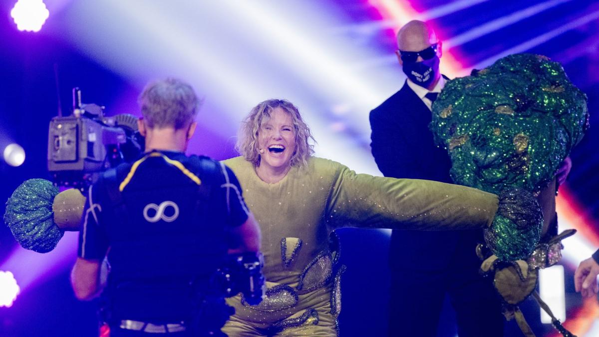 #ProSieben-Show: „Masked Singer“: Katja Burkard als erste Prominente enttarnt