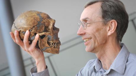 Er hat das Erbgut des Neandertalers entschlüsselt: Svante Pääbo bekommt in diesem Jahr den Medizin-Nobelpreis.