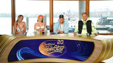Leony (l-r), Katja Krasavice, Pietro Lombardi und Dieter Bohlen, Jury-Mitglieder der Castingshow «Deutschland sucht den Superstar».