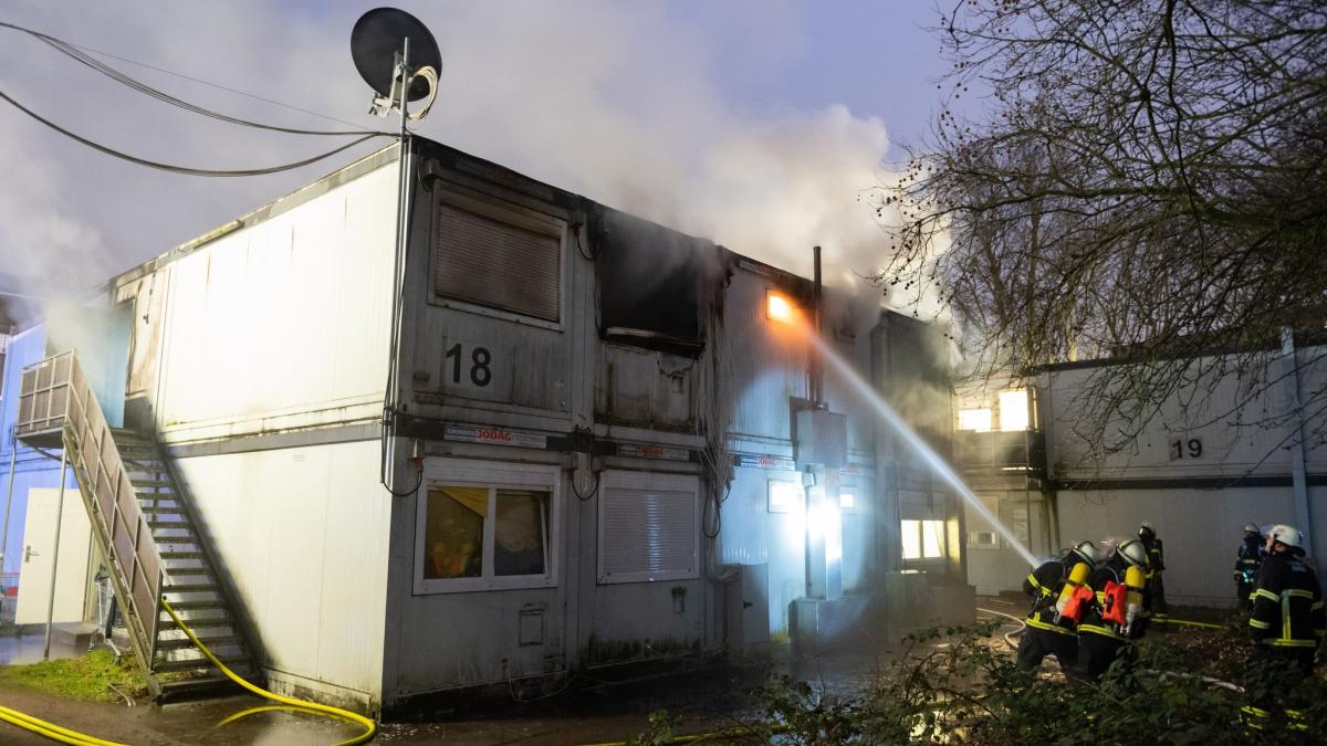 #Ein Toter bei Feuer in Hamburger Flüchtlingsunterkunft
