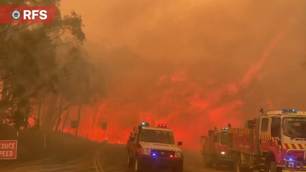 #Buschfeuer nordwestlich von Sydney außer Kontrolle