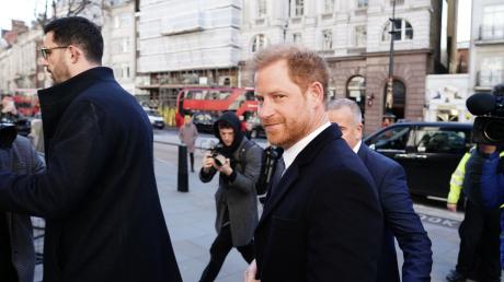 Prinz Harry wird vor dem Obersten Gericht in London aussagen.