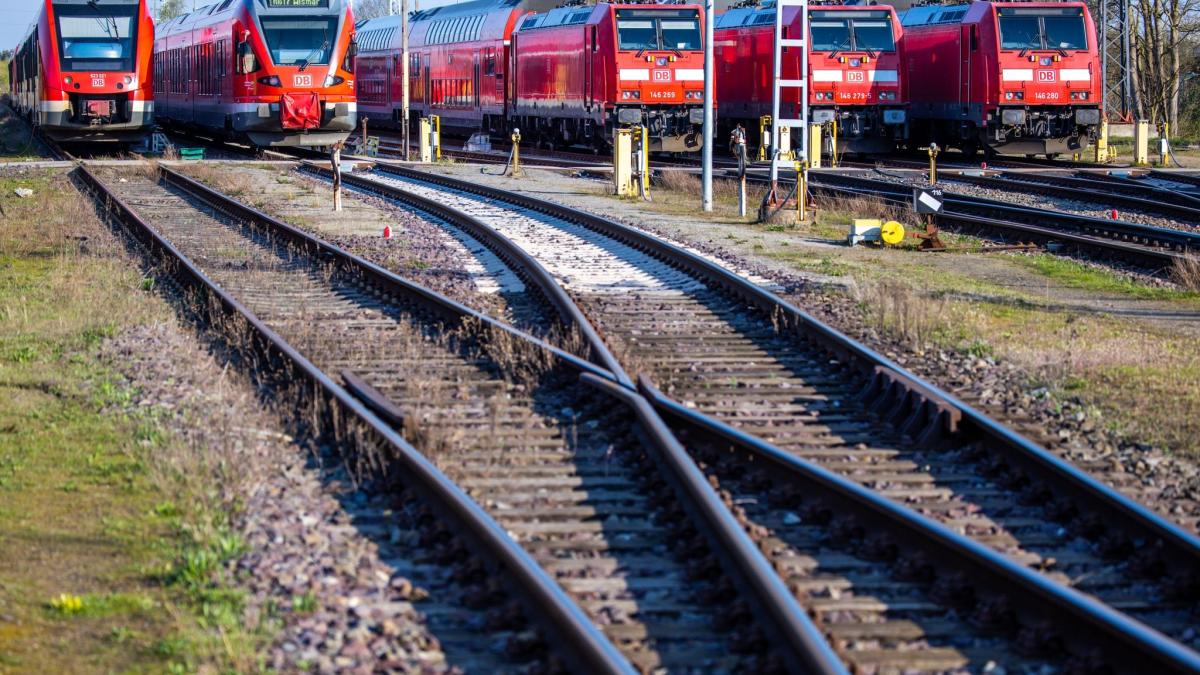 #Bahn-Gewerkschaft schließt Streiks in der Hauptreisezeit aus