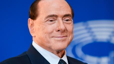 Silvio Berlusconi vererbt sein Milliardenvermögen an Kinder und Freunde.