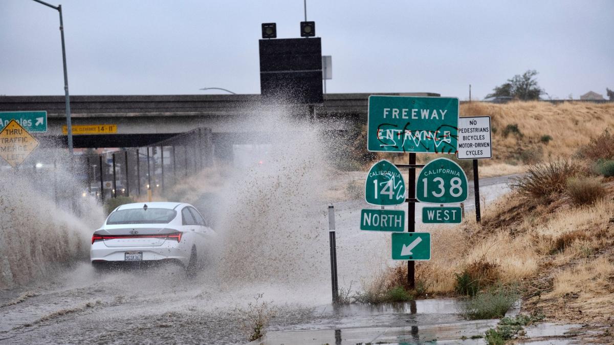 #Tropensturm: „Hilary“ erreicht Kalifornien – sintflutartiger Regen