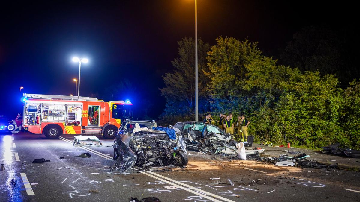 #Vierter Toter nach schwerem Autounfall in Hannover