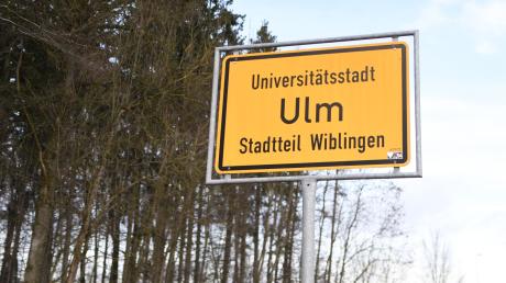 Im Ulmer Stadtteil Wiblingen hat ein  15-Jähriger seine gleichaltrige Freundin mutmaßlich erwürgt.