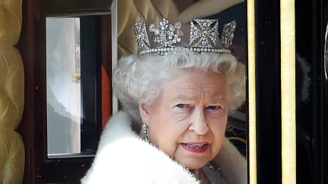 Der angebliche Gehstock von Königin Elizabeth II. hätte einem Mann fast viel Geld eingebracht.