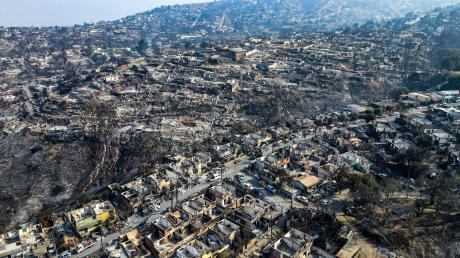 Ganze Stadtviertel von Viña del Mar sind niedergebrannt.