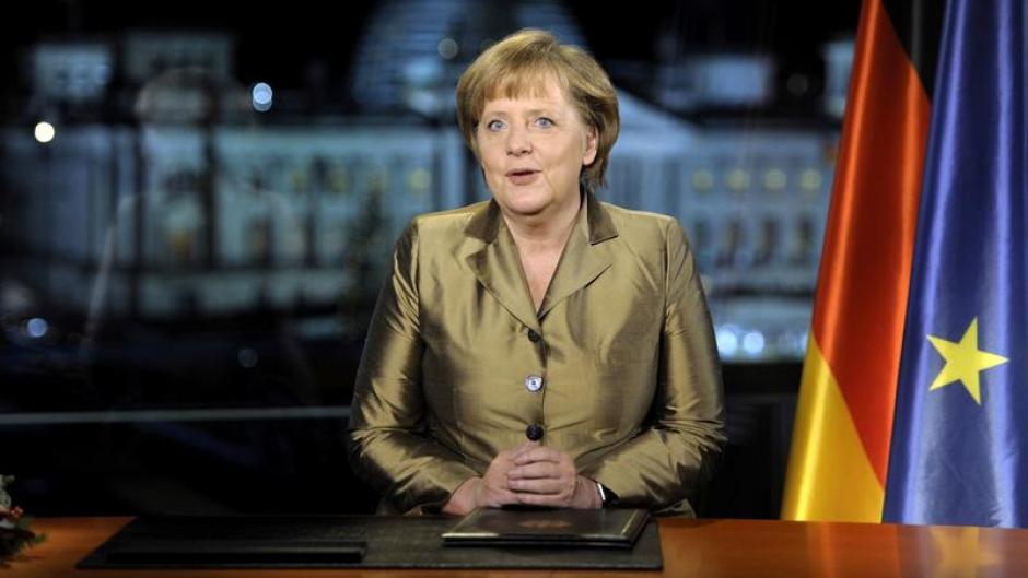 Bundeskanzlerin Angela Merkel bei ihrer Neujahrsansprache im Jahr 2011.